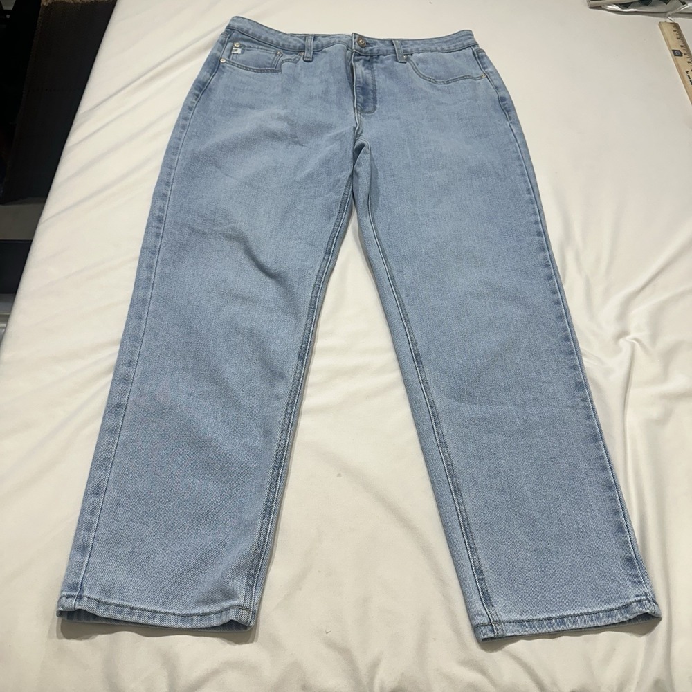 Seven7 Women's Straight Leg Jeans Size 12 Light Wash Stretch Denim - Picture 3 of 10